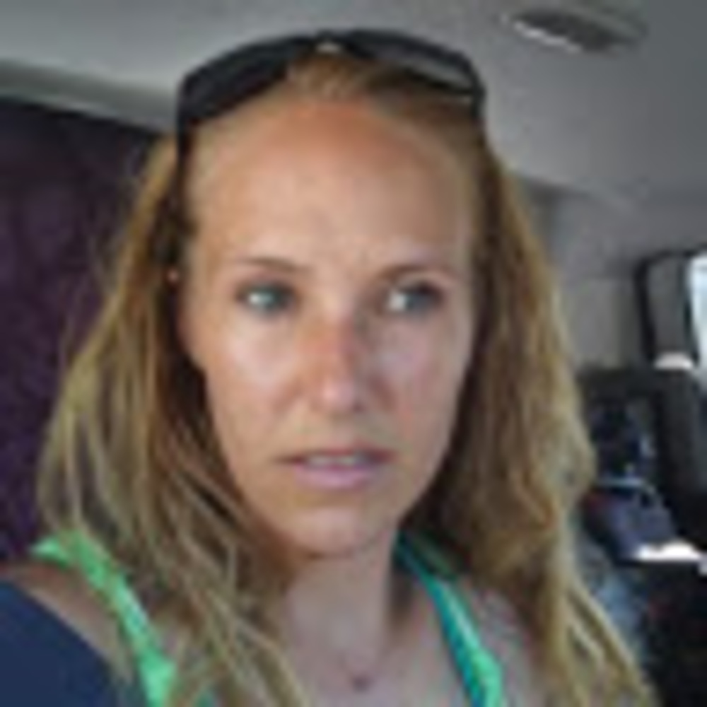 Meet your Posher, Casey